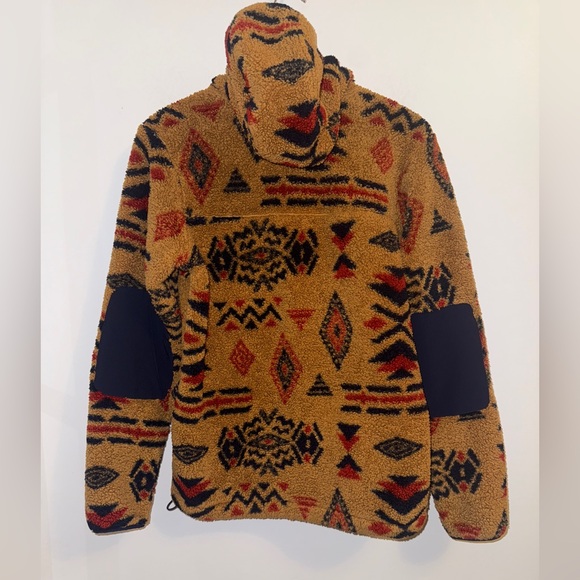 The North Face Men’s Campshire
Pullover Hoodie, Cedar Brown California Geo Print - Picture 8 of 13